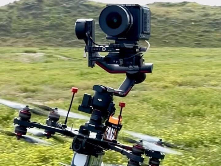 komodo 6K gimbal cinelifter drone piloot